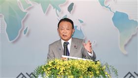 前日相麻生太郎出席凱達格蘭論壇（2）前日本首相暨自民黨副總裁麻生太郎8日上午在台北君悅酒店出席「凱達格蘭論壇：2023印太安全對話」，發表專題演講。中央社記者謝佳璋攝  112年8月8日