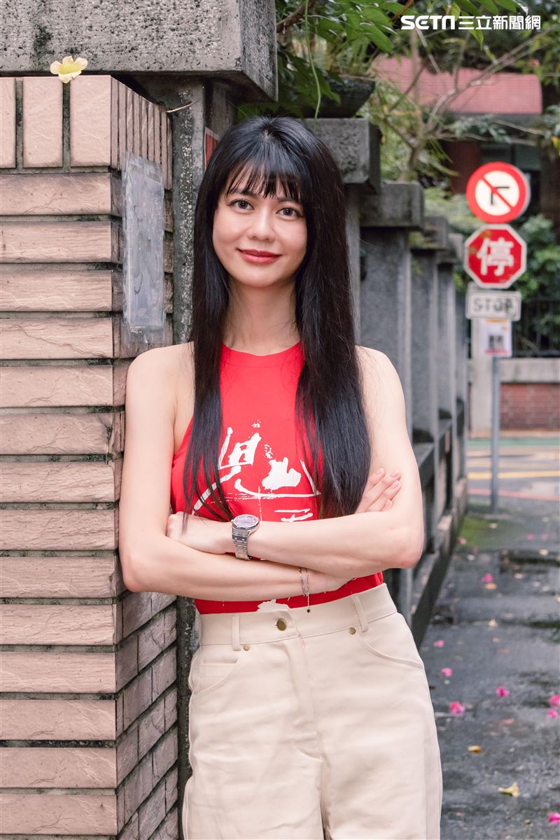 《鬼天廈》白痴公主三立新聞網專訪。（圖／記者楊澍攝影）