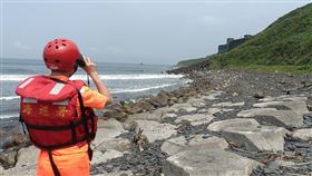 蘇澳老船長出海失聯2天  海巡民間聯合搜尋宜蘭蘇澳76歲張姓老船長15日出海後失聯至今。海巡署北部分署表示，獲報後集結海巡的岸際人員、巡防艇，展開全天候24小時搜救，並申請空偵機、無人機協尋，民間潛水協會也加入行列，盼盡快找到失聯船長。（海巡署北部分署第一岸巡隊提供提供）中央社記者沈如峰宜蘭縣傳真  113年4月17日