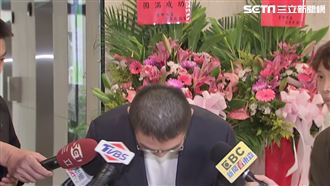 謝國樑為蝙蝠產卵鞠躬　疑有內鬼？喊這句