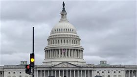 台灣人公共事務會感謝美國眾議院通過援外法案美國眾議院20日通過援外法案，將提供烏克蘭、以色列、台灣等印太國家安全援助。台灣人公共事務會發表聲明感謝。圖為美國國會山莊。中央社記者石秀娟華盛頓攝  113年4月21日