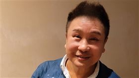 黃志強笑說，「我買車付錢還比買菜輕鬆！」（圖／記者游定剛拍攝）