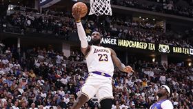 湖人一哥詹姆斯上籃得分。（圖／翻攝自洛杉磯湖人官方X）