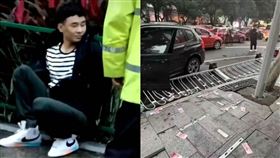 ▲車禍發生後，溫男還在案發現場撒錢。（圖／翻攝自搜狐）