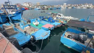 強震花蓮港碼頭龜裂　航道地面隆起高低差