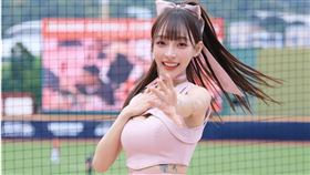 林襄外型亮眼吸引許多粉絲。（圖／翻攝自IG／林襄）