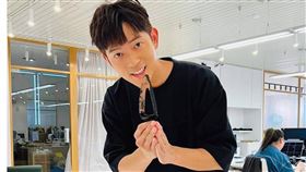 宥勝遭依強制猥褻罪起訴。（圖／翻攝自FB／宥勝之旅）