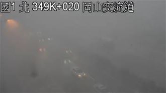 大雨襲炸南部！國道鏡頭君幾度視線模糊