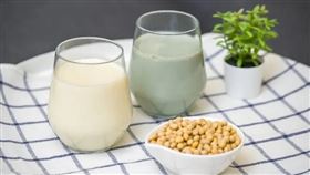 吃飽睡飽卻老打瞌睡？早餐NG行為一次看(圖／姊妹淘)