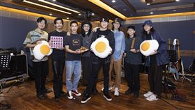 宇宙人、麋先生（圖／相信音樂提供）