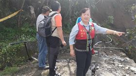 震災不斷出國考察惹議  花蓮壽豐鄉長曾淑懿澄清花蓮縣壽豐鄉長曾淑懿（右）遭民眾爆料，震後還在復原，竟帶著公所團隊赴日考察，23日接連地震災情擴大，也聯繫不上公所人員。曾淑懿25日接受媒體電訪，澄清都有電話掌握，也有設立通報群組，3日強震後也有親自勘災，考量重建、勘災機制都上軌道，維持原計劃出發考察。（壽豐鄉長曾淑懿提供）中央社記者張祈傳真  113年4月25日