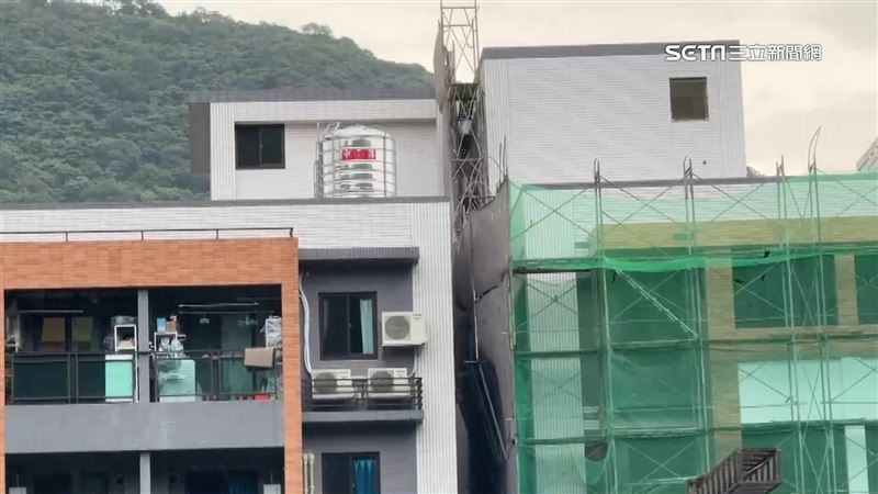 新家如「比薩斜塔」歪！建商用保麗龍撐牆