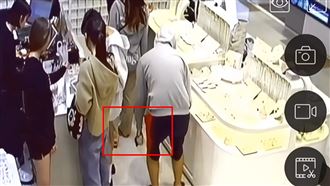 百貨公司攝狼現蹤　男偷拍裙底風光全都錄