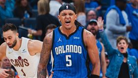 奧蘭多魔術狀元郎班切羅轟下31分14籃板，幫助球隊在季後賽首輪扳回一城。（圖／翻攝自魔術隊官方X）