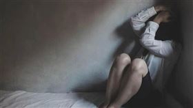 一名14歲少女被沙利文多次性侵，導致她懷孕生產。（示意圖／shutterstock）