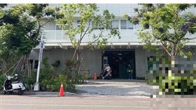 新／壓頭、指甲挫胸！台中知名幼園爆虐童（圖／翻攝畫面）