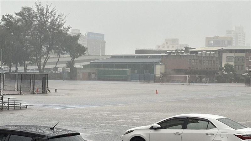 操場成雄中湖　校長：跟笑資源班一樣心痛