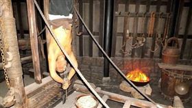 滿清酷刑中有名為「二龍吐鬚」的酷刑。（圖／翻攝自百度百科）