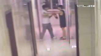 獨／勸放音樂小聲點　男大生控遭室友鎖喉