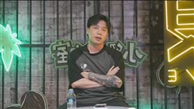 直播主Toyz販毒判決定讞情緒低落。（圖／翻攝自浪LIVE直播）