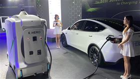 大宇 全達 E-HERO