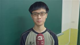 知名氣球公司「Qualatex」大賽，高二生鱷魚刷牙氣球奪冠，17歲顏睿軍，台灣之光(圖 /翻攝自官網)