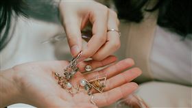 vacanza「飾品舊換新」好評再延長！5月1日至5月7日期間，會員攜帶舊飾品至vacanza park門市，即可兌換全新飾品。（圖／品牌業者提供）