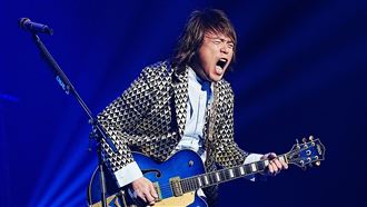 伍佰美國演出遭歌迷攔住！2度不讓離開