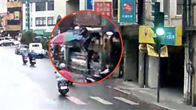 吸毒,遮雨棚,新竹（圖／翻攝畫面）