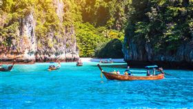 泰國普吉島、PP島、珊瑚島、夢幻嘉年華樂園、安達曼達水上樂園。（圖／燦星旅遊提供）