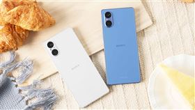 合手旗艦Xperia 5 V。（圖／品牌業者提供）