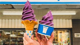 「全家」Fami!ce仙人掌霜淇淋再復出，到澎湖必吃！錯過再等一年。（圖／品牌業者提供）