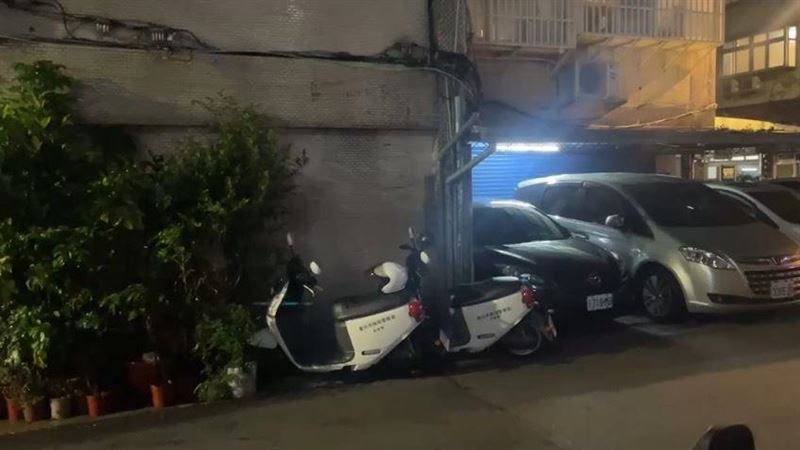 女中多刀倒信義區住處發臭！丈夫涉重嫌
