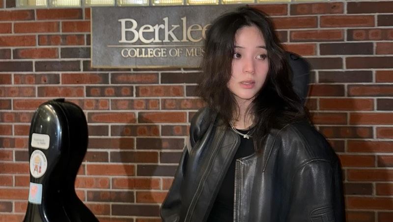 歐陽娜娜熬6年終畢業！音樂會收入全捐出