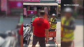 疑取單糾紛　外送員持「拒馬」欲攻擊肉燥飯老闆