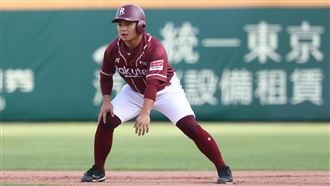 蔡鎮宇回大場面球場　獅迷用復古汽笛狂叭