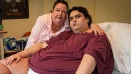 日吃1萬卡！英國最胖男317kg　器官衰竭亡
