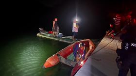 烏山頭水庫,釣客,橡皮艇,台南,職業軍人