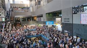 京都,JR,不明物體,2024,疏散

（圖／翻攝自Ｘ平台とれいんふぉ +@Trainfo_Update帳號）