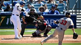 洛杉磯道奇投打二刀流球星大谷翔平本季第10轟，飛行距離足足有464英尺。（圖／翻攝自道奇隊官方X）