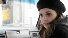 莎拉瑟瑞約科因演出《如果可以再死一次》獲得義大利銀緞帶獎最佳女配角。（圖／海鵬提供）