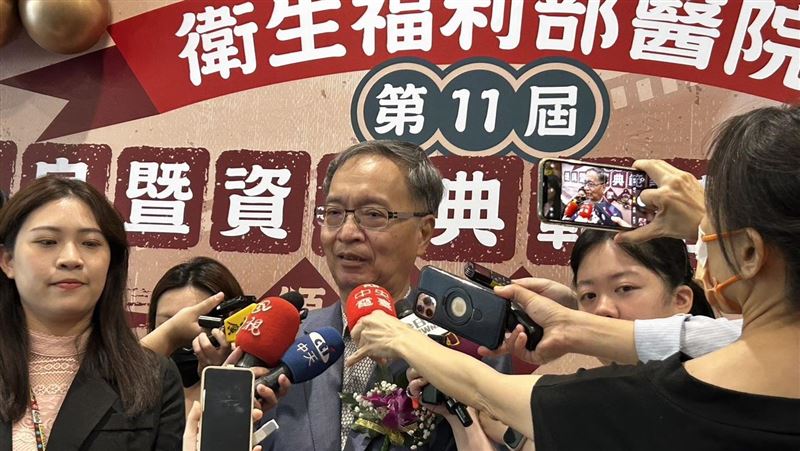 健保1點1元？薛瑞元：醫院先醫護加薪2成