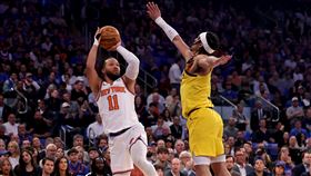▲尼克布朗森（Jalen Brunson）連4場季後賽至少40分5助攻，NBA第1人。（圖／路透社／達志影像）