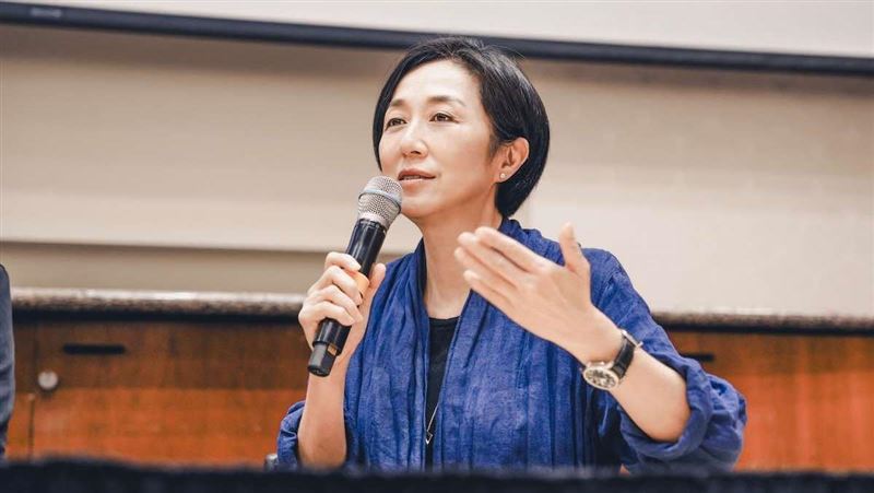 落選擋泥板女神　黃韻玲不忍吐失落心情