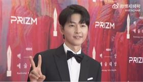 ▲宋仲基。（圖／翻攝自微博）