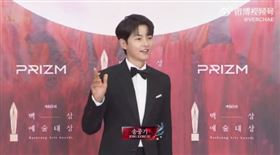 ▲宋仲基。（圖／翻攝自微博）