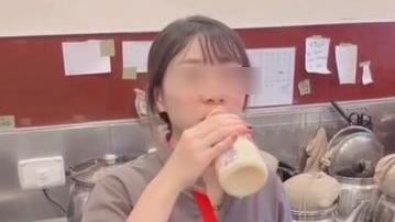 手搖飲3店員狂灌養樂多嘔吐　網氣炸怒轟
