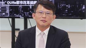 黃國昌：為侯友宜與新北市民鳴不平蘆洲南北側計畫通盤檢討案引發綠白交鋒，民眾黨立委黃國昌（圖）8日在立法院受訪表示，他為新北市長侯友宜、新北市民發出不平之鳴，卻被民進黨用貼標籤方式攻擊，並強調，攸關新北市政建設、新北市民權益，大家要不分黨派共同推動。中央社記者裴禛攝  113年5月8日