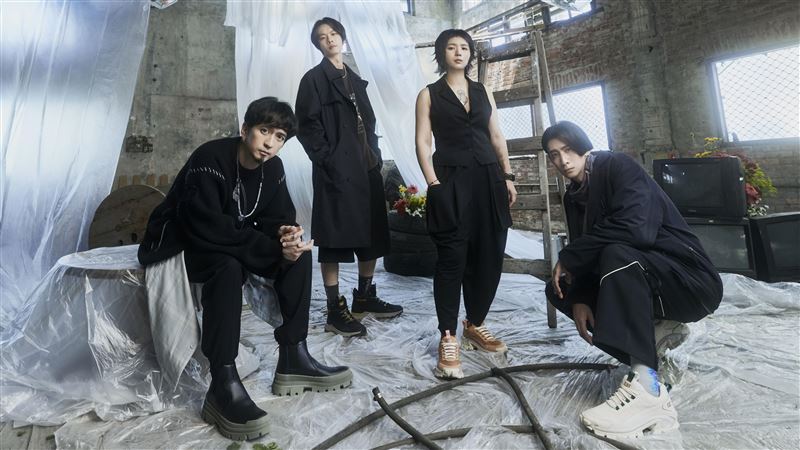 CAT＋康士坦的變化球　美式潮流輕盈向前