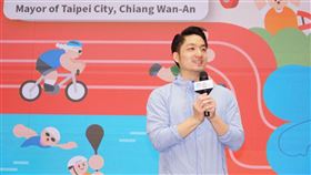 台北市長蔣萬安，新北市長侯友宜出席世壯運吉祥物。(圖/台北市政府提供)